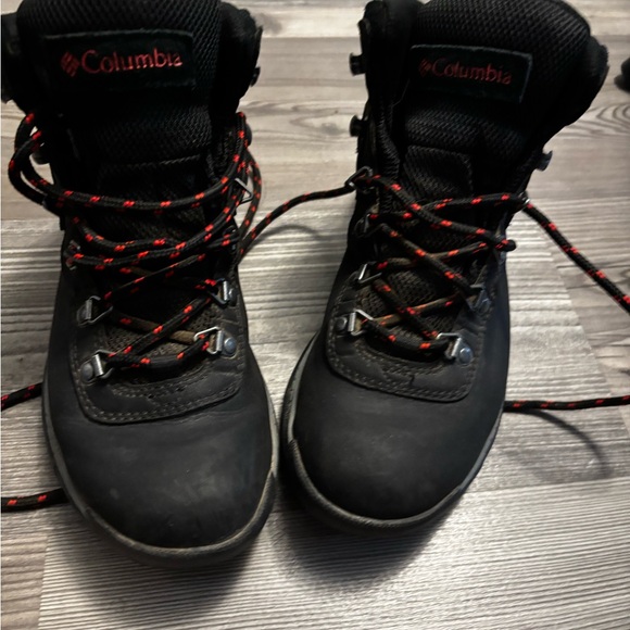 Columbia Women's 7.5 7 1/2 Newton Ridge Plus black hiking boots waterproof - Picture 2 of 8